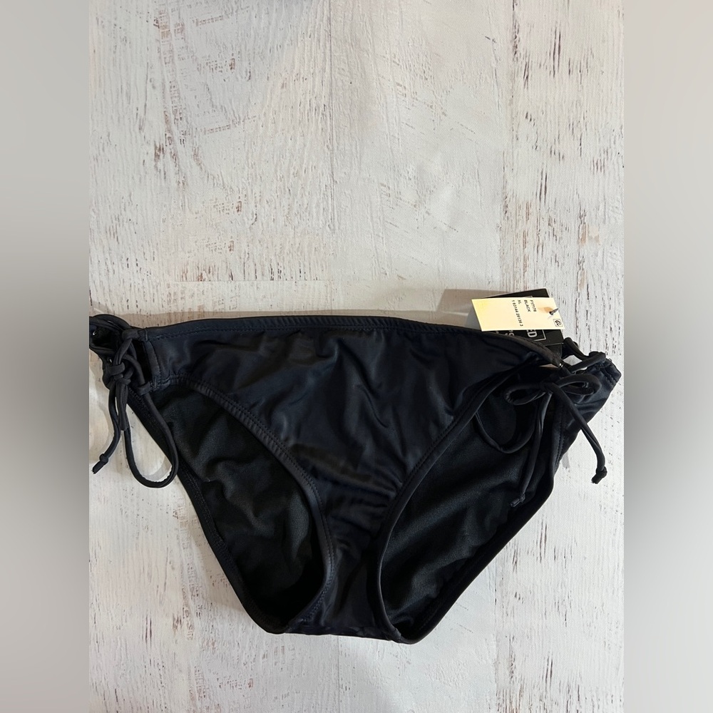 Women’s Sundazed Elegant Black Bikini Bottom with Side Ties,  size large, nwt